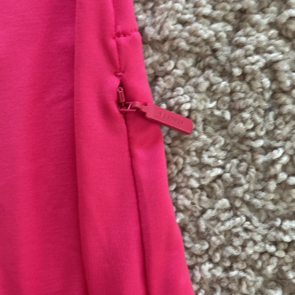 Athleta swim rashguard . S - Picture 6 of 13